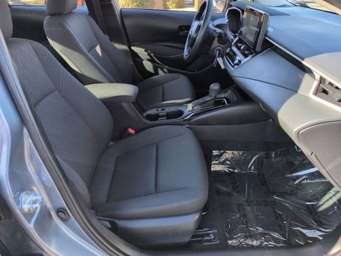 Used 2025 Toyota Corolla LE image 25