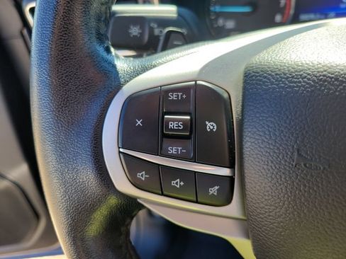 Used 2021 Ford Explorer XLT w/ Equipment Group 202A AWD/4WD image 13