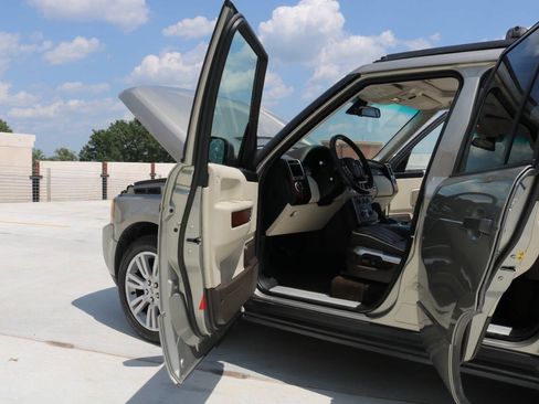 Used 2010 Land Rover Range Rover HSE LUX AWD/4WD image 23