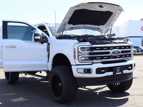 Used 2024 Ford F250 Platinum AWD/4WD image 46