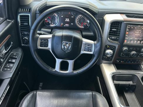 Used 2015 RAM 1500 Laramie w/ Convenience Group AWD/4WD image 14