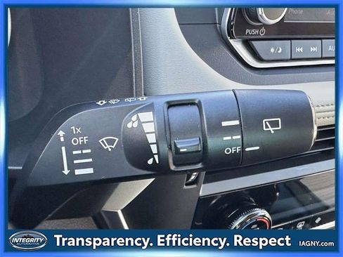 Certified 2023 Nissan Rogue SV image 35