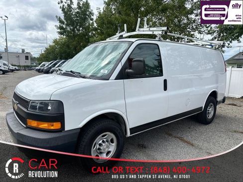 Used 2020 Chevrolet Express 2500 w/ Driver Convenience Package image 3