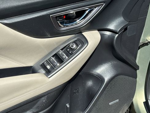 Used 2019 Subaru Forester Limited image 18