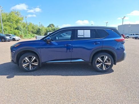 Used 2023 Nissan Rogue SL w/ SL Premium Package FWD image 4