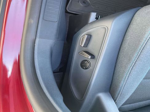 New 2025 Ford Maverick XLT w/ XLT Luxury Package image 13