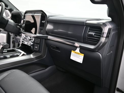 New 2026 Ford F150 Lariat w/ Equipment Group 502A High image 27