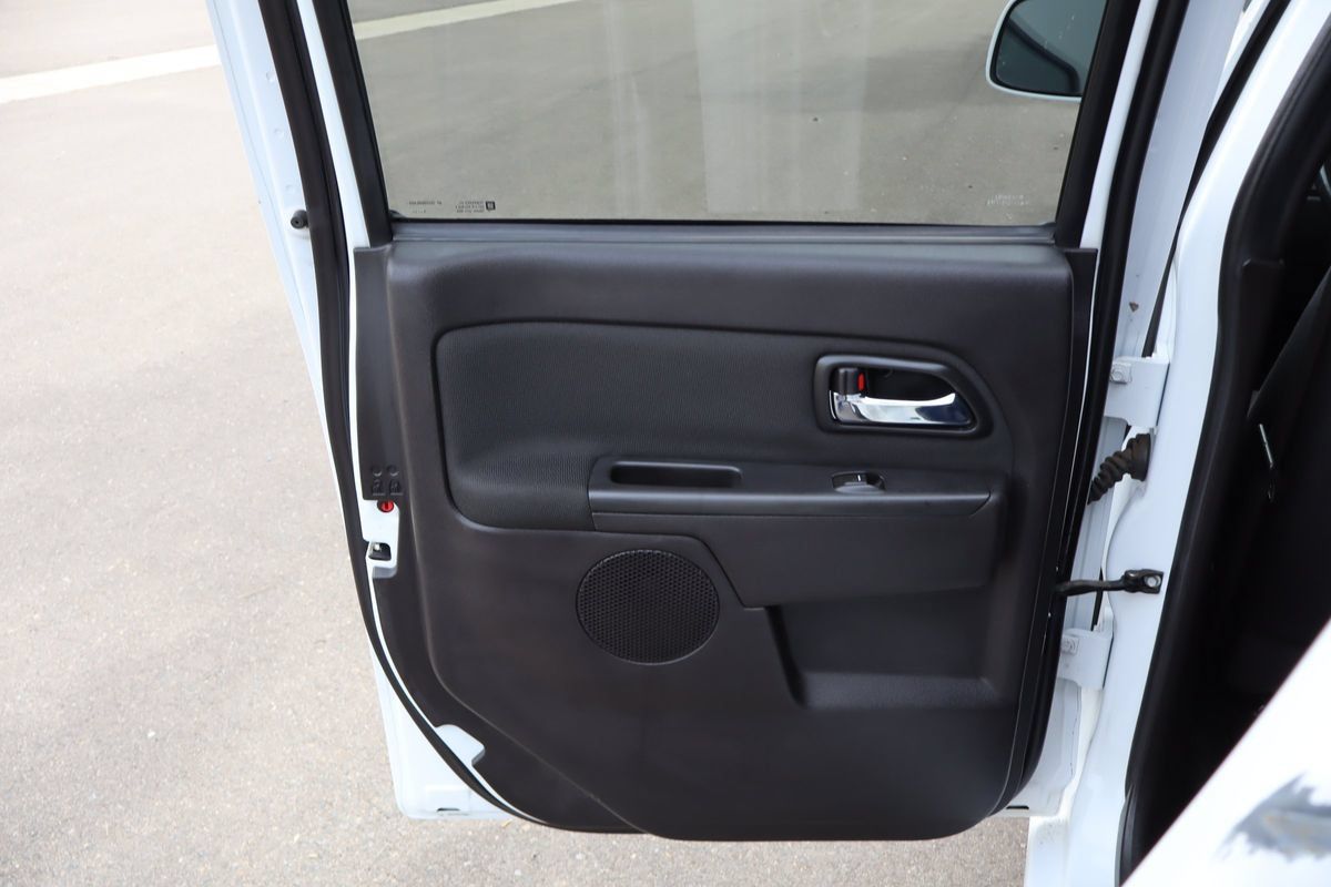 Used 2010 Chevrolet Colorado LT RWD image 24