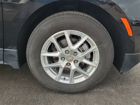 Used 2023 Chevrolet Equinox LT image 5