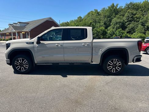 New 2026 GMC Sierra 1500 AT4 w/ AT4 Premium Package AWD/4WD image 9