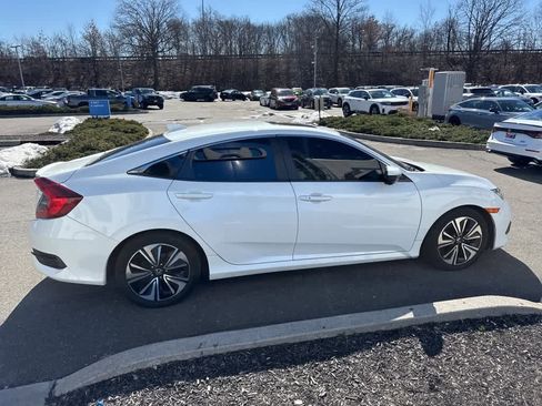 Used 2017 Honda Civic EX-T image 11