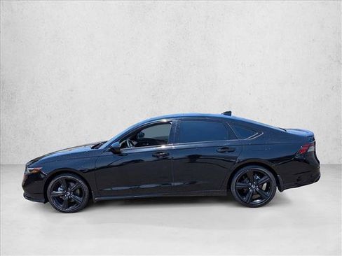 Used 2024 Honda Accord Sport image 8