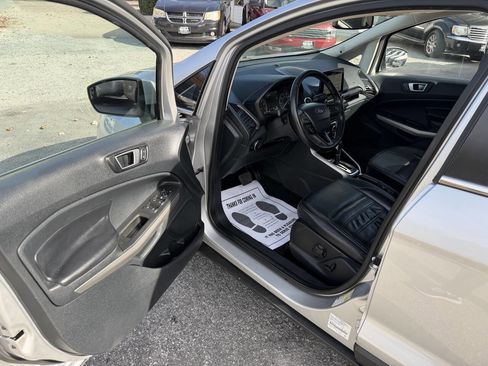 Used 2018 Ford EcoSport Titanium image 11