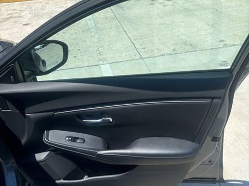 Used 2020 Nissan Sentra SV image 22