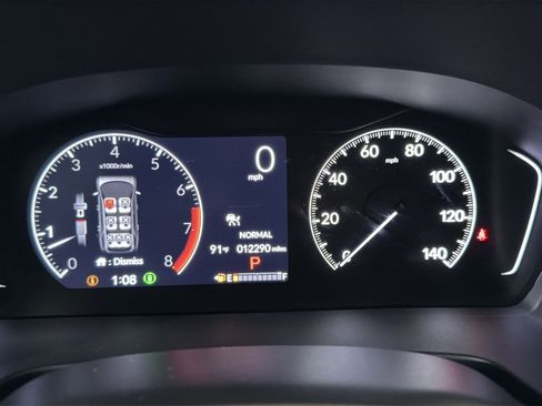 Used 2025 Honda Pilot TrailSport image 34