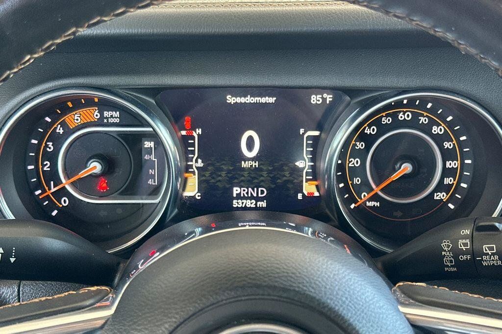 Used 2021 Jeep Wrangler Unlimited Sahara AWD/4WD image 25