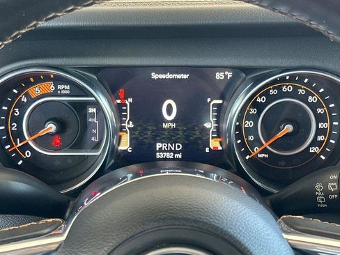 Used 2021 Jeep Wrangler Unlimited Sahara AWD/4WD image 25