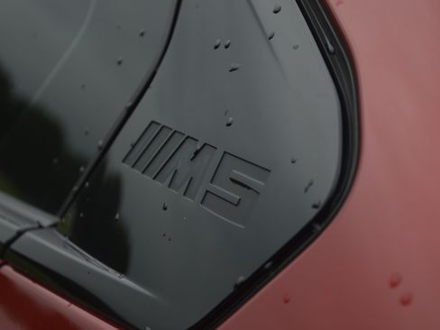 Used 2025 BMW M5 AWD/4WD image 13