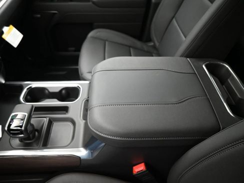 New 2026 GMC Sierra 1500 SLT w/ SLT Premium Plus Package image 18