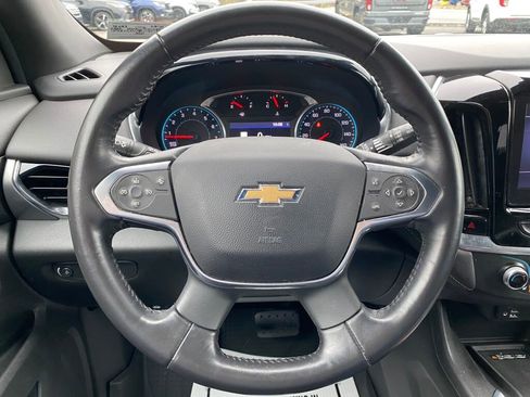 Used 2022 Chevrolet Traverse LT w/ LT Premium Package image 25