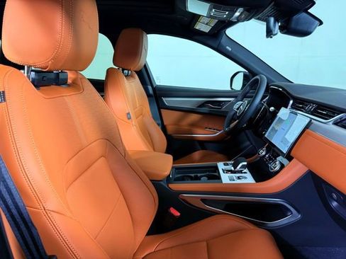 Certified 2026 Jaguar F-PACE R-Dynamic S image 14