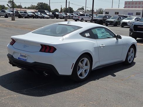 New 2026 Ford Mustang Coupe RWD image 5