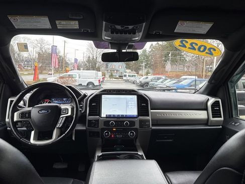 Certified 2022 Ford F350 Lariat w/ Chrome Package image 21