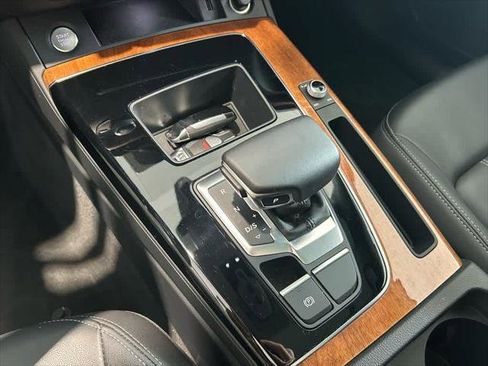 Certified 2023 Audi Q5 2.0T Premium w/ Convenience Package image 14