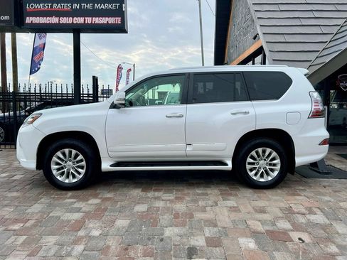 Used 2017 Lexus GX 460 Premium image 4