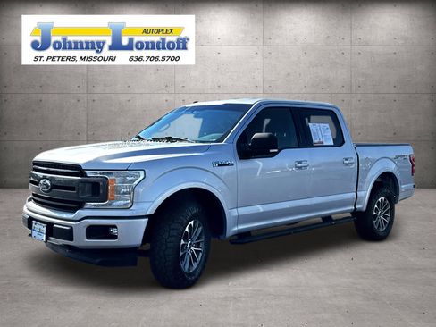 Used 2018 Ford F150 XLT w/ Equipment Group 302A Luxury AWD/4WD image 4