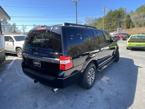 Used 2017 Ford Expedition EL XLT w/ Equipment Group 202A image 7