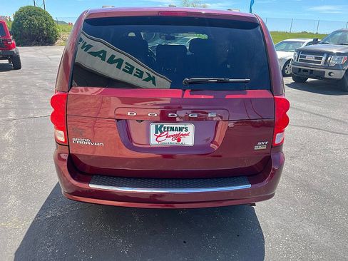 Used 2017 Dodge Grand Caravan SXT FWD image 7