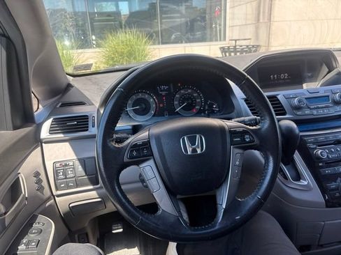 Used 2012 Honda Odyssey Touring Elite image 5
