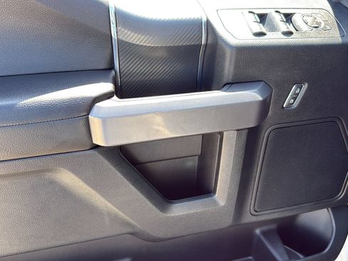 Used 2019 Ford F150 XLT w/ Equipment Group 302A Luxury AWD/4WD image 11