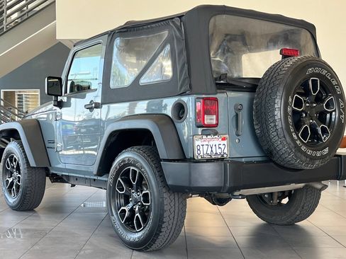 Used 2014 Jeep Wrangler Sport AWD/4WD image 3