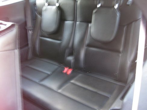 Used 2020 Ford Explorer Limited RWD image 31