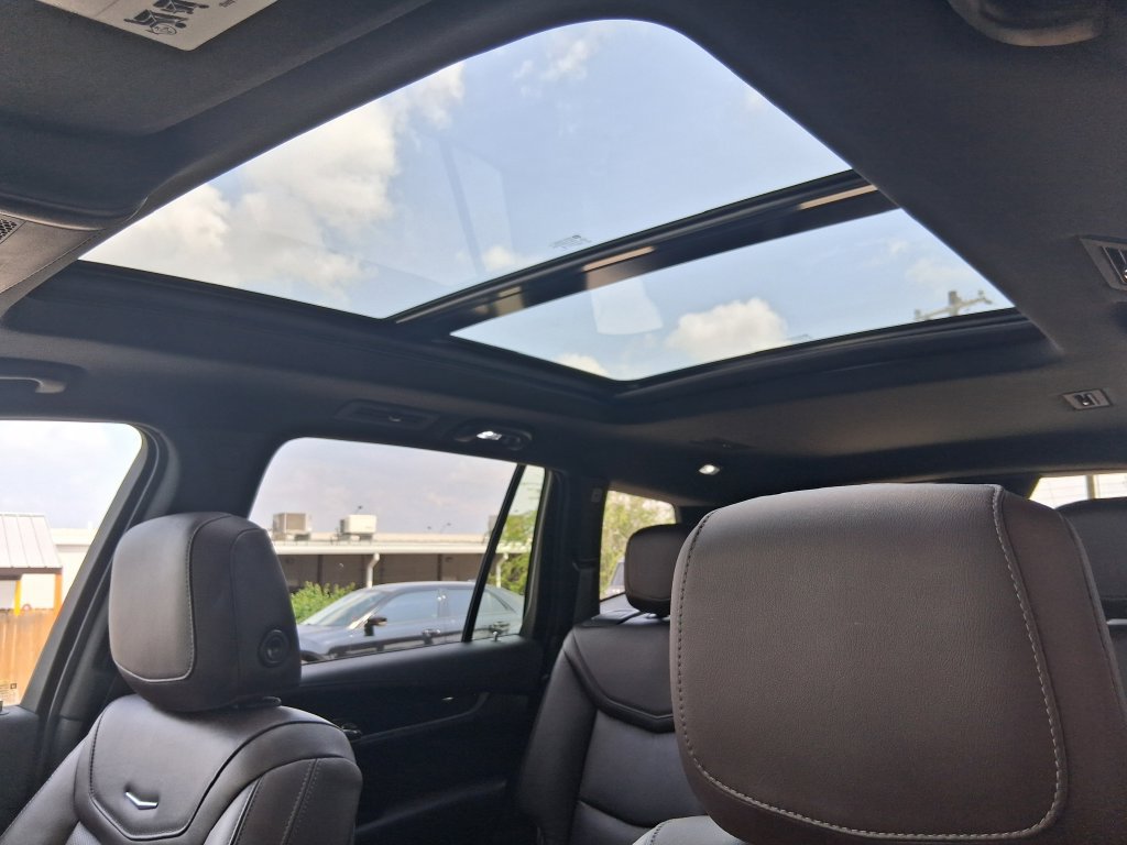 Used 2020 Cadillac XT6 Premium Luxury FWD image 20