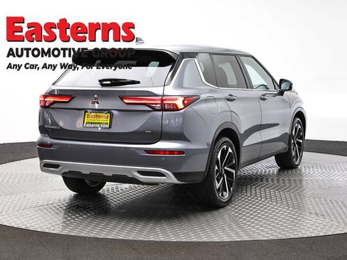 Used 2024 Mitsubishi Outlander SE FWD image 5