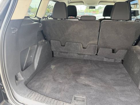 Used 2016 Ford Escape SE w/ Equipment Group 201A FWD image 27