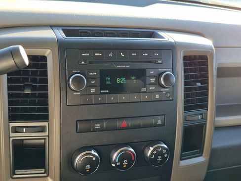 Used 2011 RAM 2500 ST w/ ST Popular Equipment Group AWD/4WD image 23