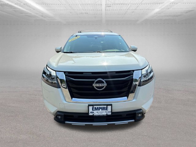 Used 2022 Nissan Pathfinder SL w/ SL Black Package AWD/4WD image 10