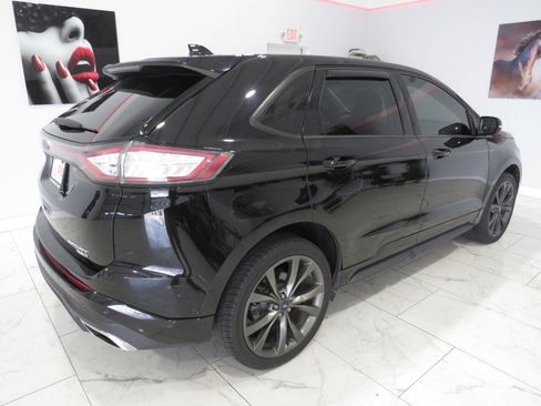 Used 2018 Ford Edge Sport w/ Equipment Group 401A AWD/4WD image 4