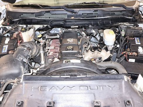 Used 2016 RAM 3500 Tradesman w/ Chrome Appearance Group image 38