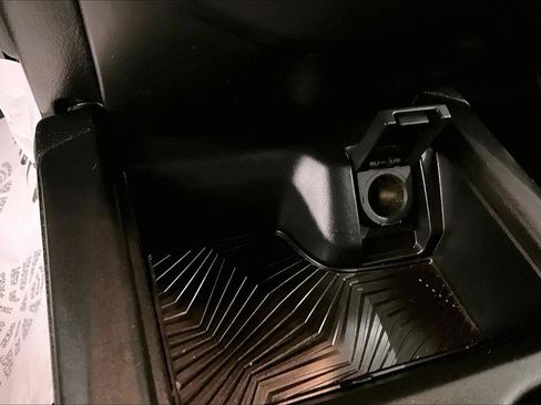 Used 2018 Honda CR-V Touring image 32