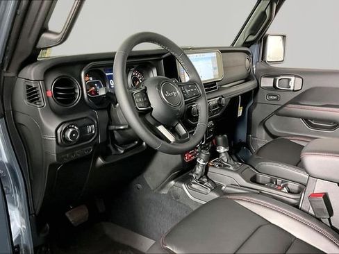 New 2026 Jeep Wrangler Unlimited Rubicon AWD/4WD image 7