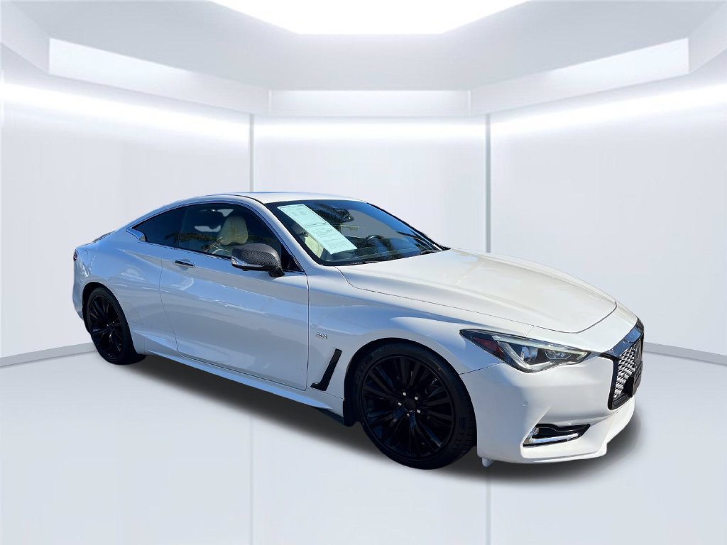Used 2017 INFINITI Q60 3.0t w/ Premium Plus Package 3.0T RWD image 7