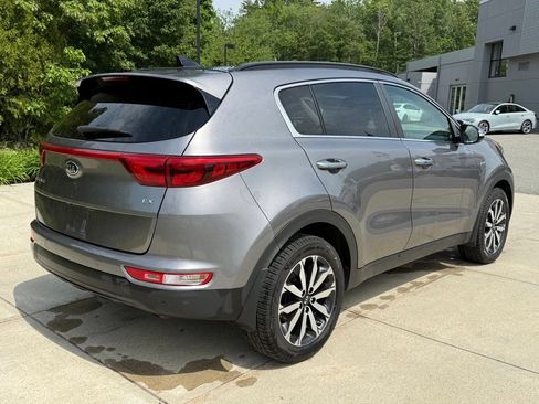 Used 2018 Kia Sportage EX w/ Option Group 040 AWD/4WD image 11