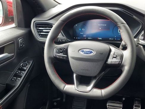 Certified 2023 Ford Escape ST-Line Select w/ Tech Pack #2 AWD/4WD image 32