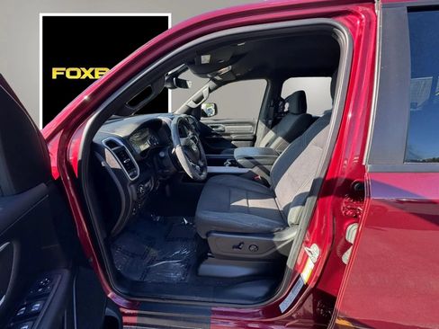 Used 2019 RAM 1500 Big Horn AWD/4WD image 9