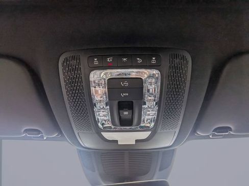 Used 2025 Mercedes-Benz GLS 450 4MATIC w/ Pinnacle Trim Package image 29